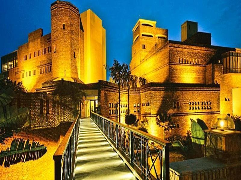فندق كولكاتافي  The Ffort Raichak. المظهر الخارجي الصورة